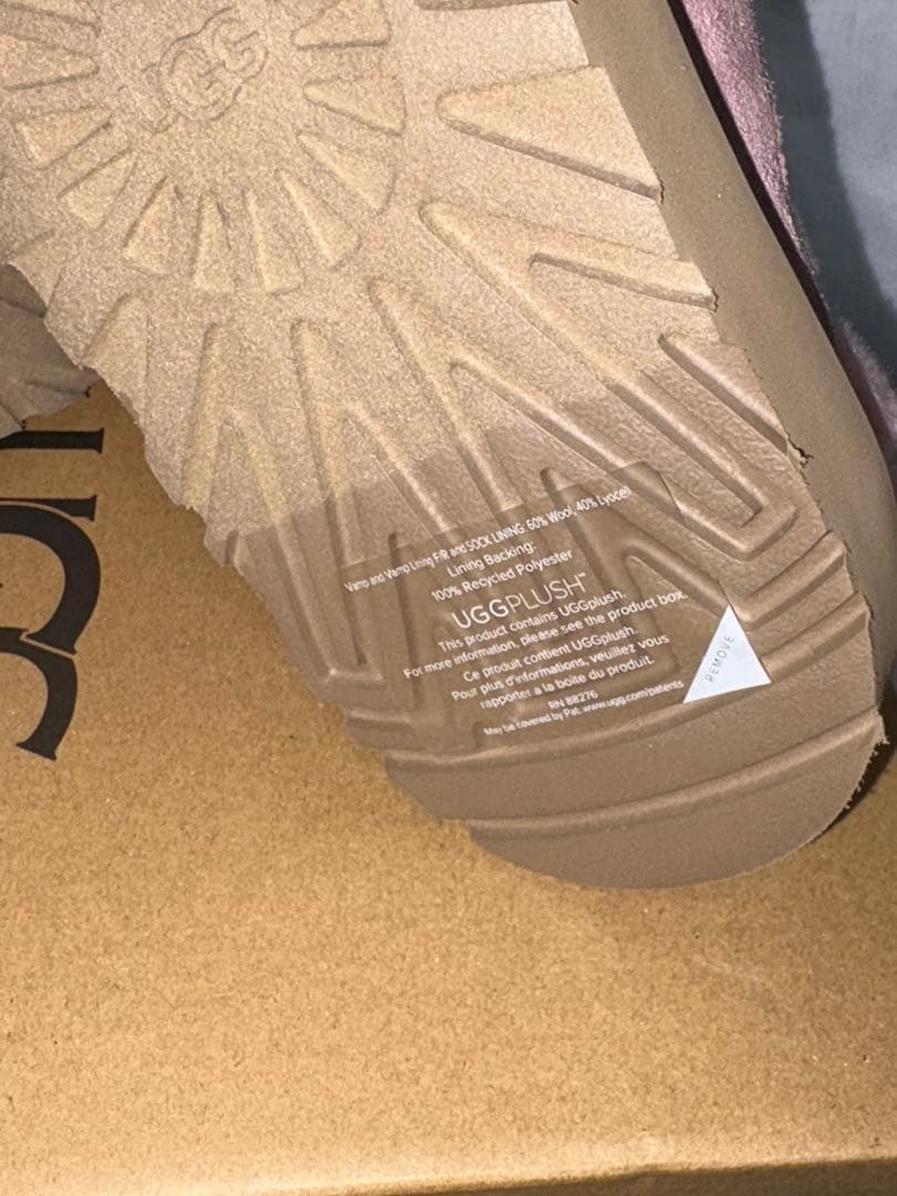 ⭐️新品⭐️UGG ベイヨンナスリッポン(US8)25cm