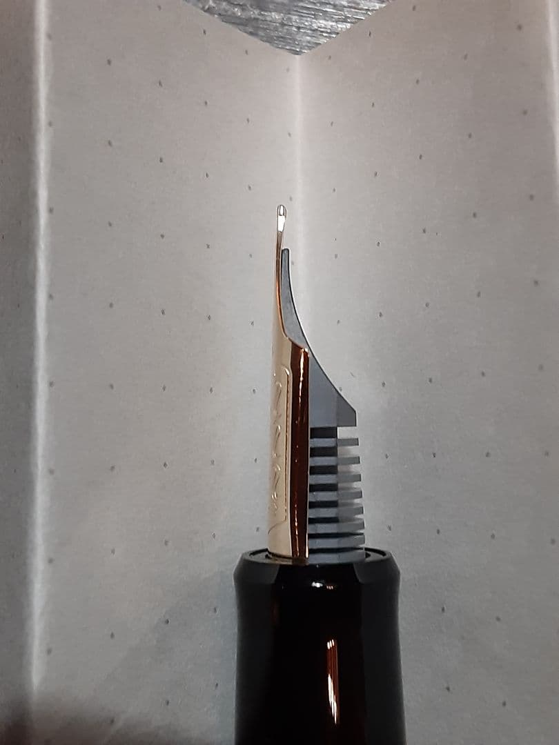 パイロット万年筆　カスタム743　14K　FM