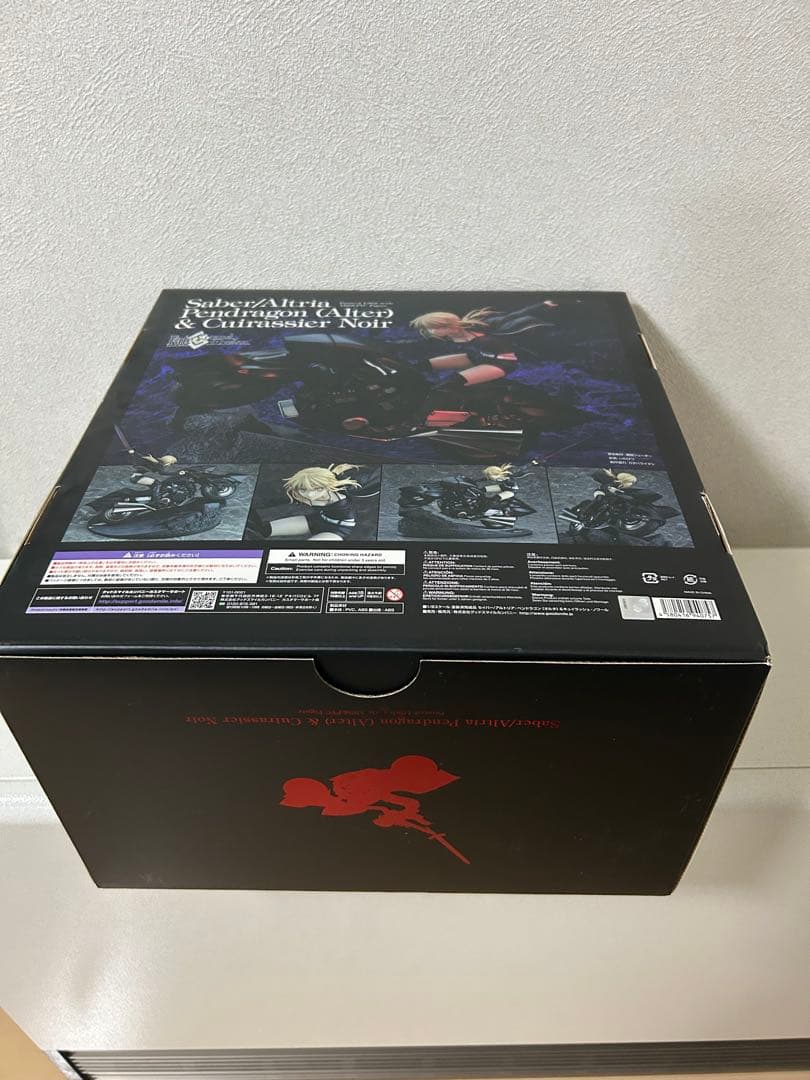 Fate アルトリア・ペンドラゴン〔オルタ〕＆キュイラッシェ・ノワール