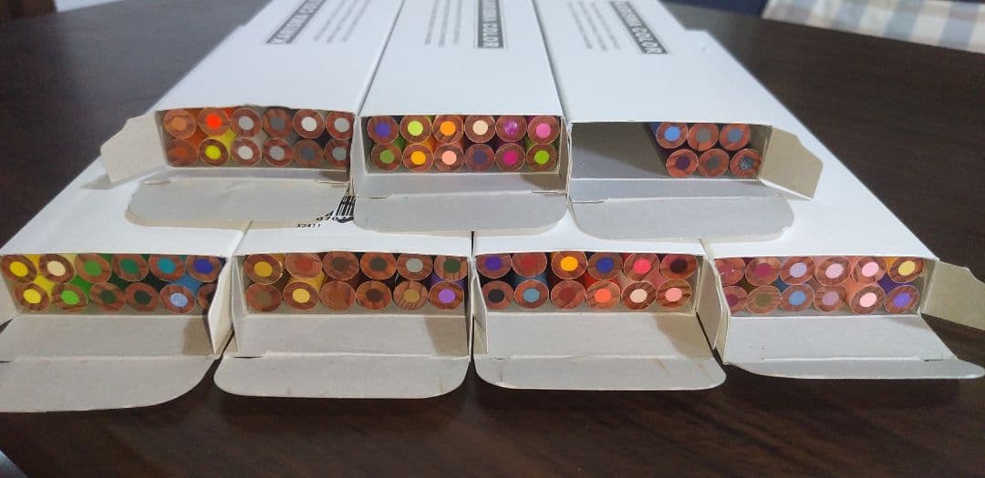 78色、希少。珍しい色もあるかも。78本　カリスマカラー 色鉛筆