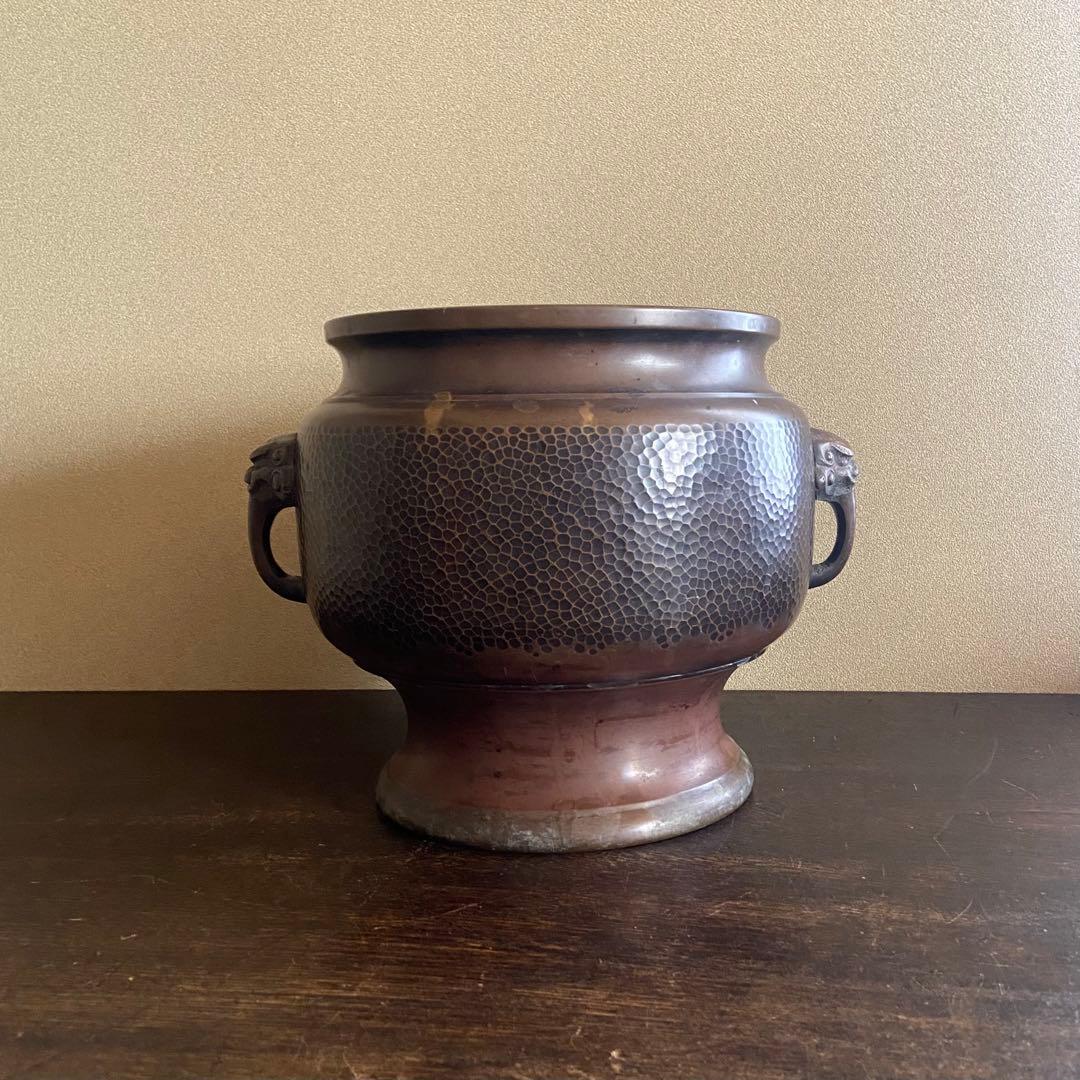 銅製　獣耳　槌目模様　火鉢　古い火鉢