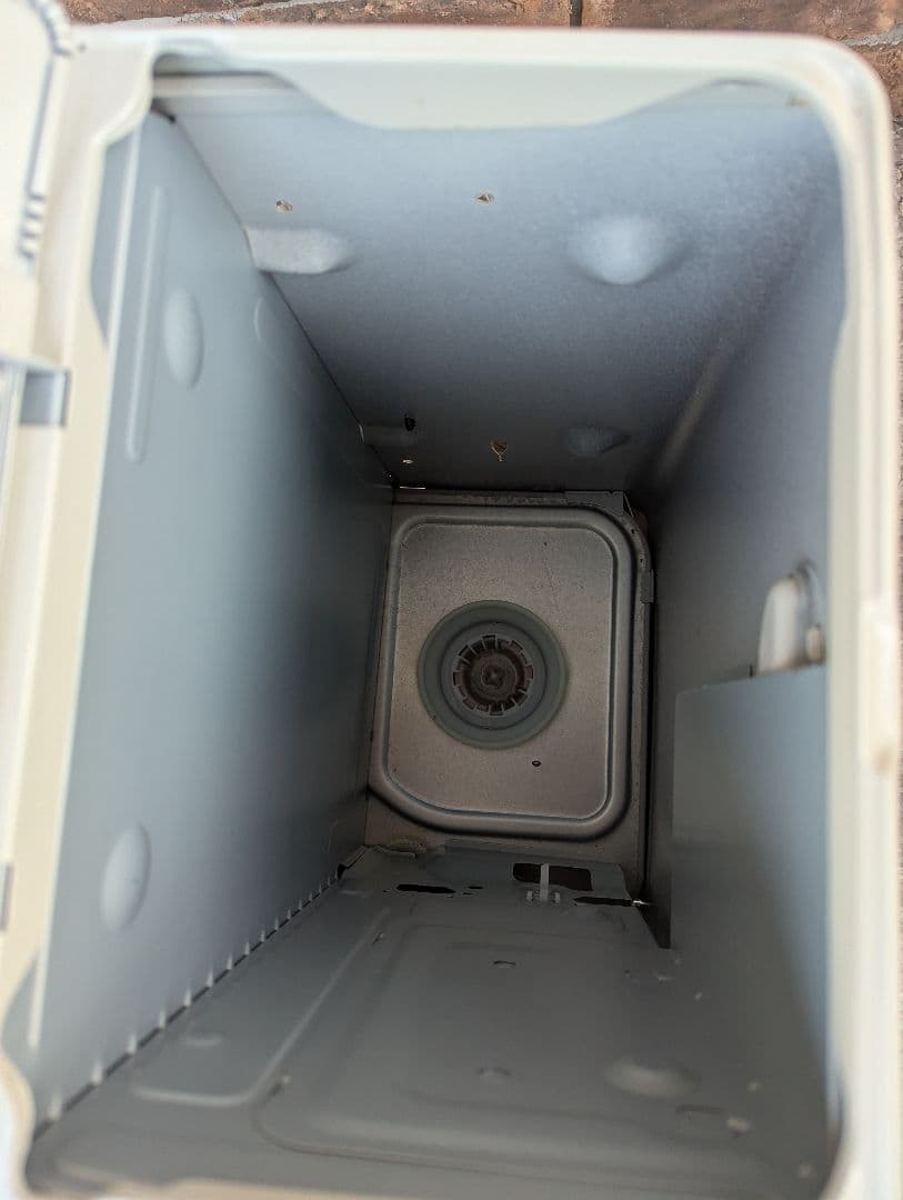 ダイニチ　石油ファンヒーター　ブルーヒーター　18年製