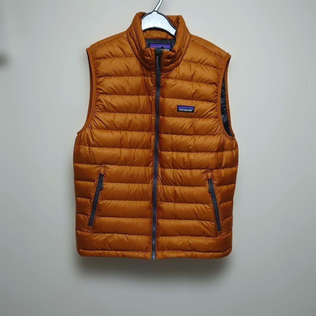 【新品未使用】patagonia ダウンベスト M オレンジ
