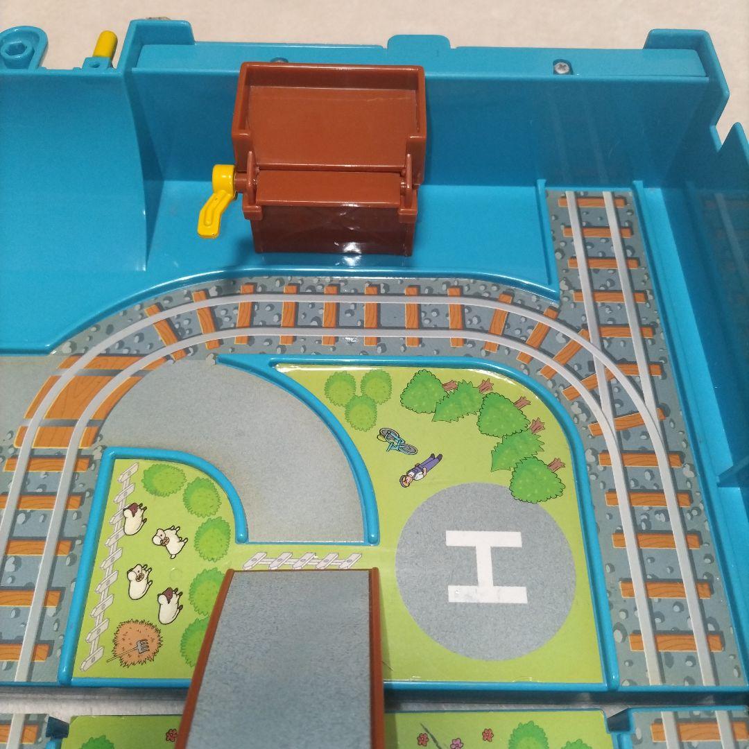 希少　トーマス　 ポケットファンタジーステーション　パッと出るタウン