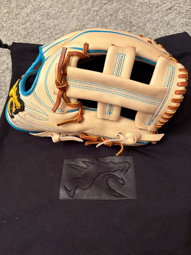 【Sっち】超貴重モデル　ＲＹＵ　硬式皮革軟式仕様限定グローブ　内野用