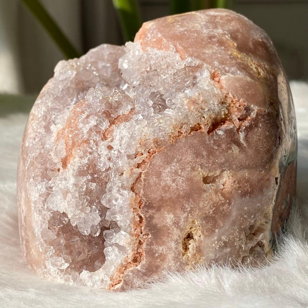 【 天然石 ピンクアメジスト ドゥルージー 原石 ドーム 約670g】