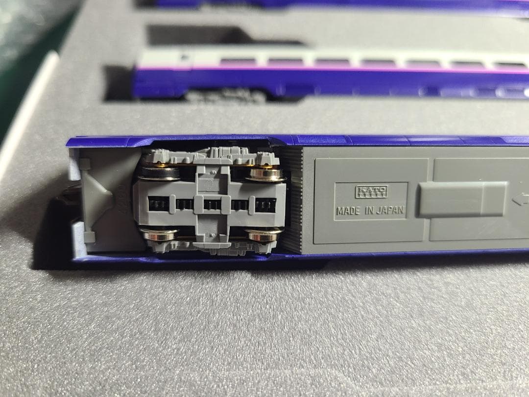 KATO 10-868 E2系東北新幹線はやて全線復旧一番列車10両セット限定品