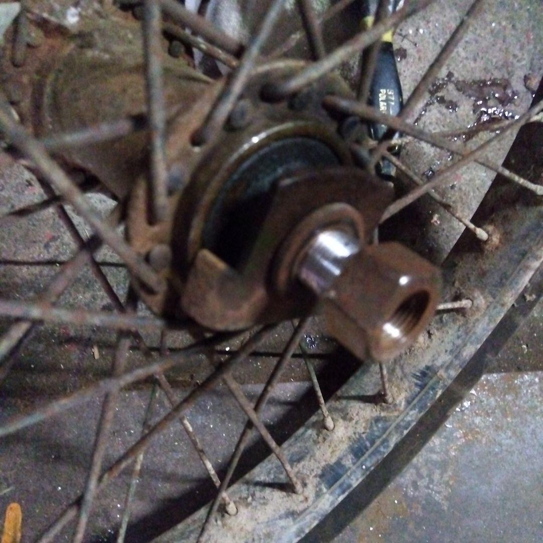 昭和レトロアンティーク　リヤカー　年代物　タイヤホイールのみ゙