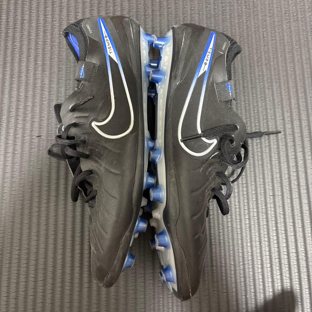 NIKE スパイク ティエンポ