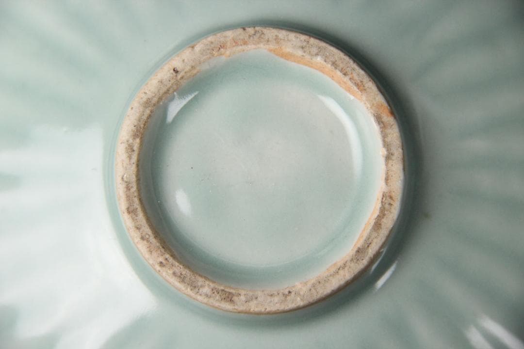 中国古美術　宋時代 龍泉窯 青磁蓮瓣文　鉢　茶碗 中国古美術 FJ11-2