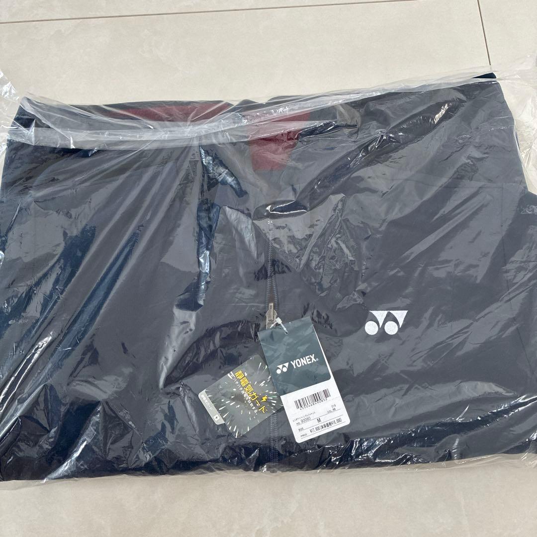 新品未使用！ヨネックスボアリバーシブルジャケット(ネイビーM)