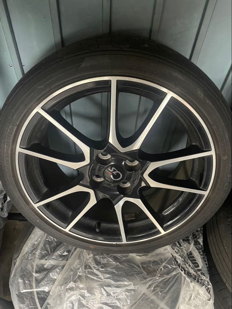 アクア GS 17インチ ホイール4本セット　195/45R17