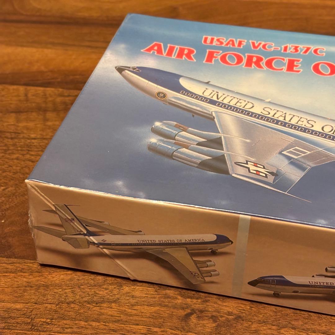 【MINICRAFT】1/144 AIR FORCE ONE VC-137C