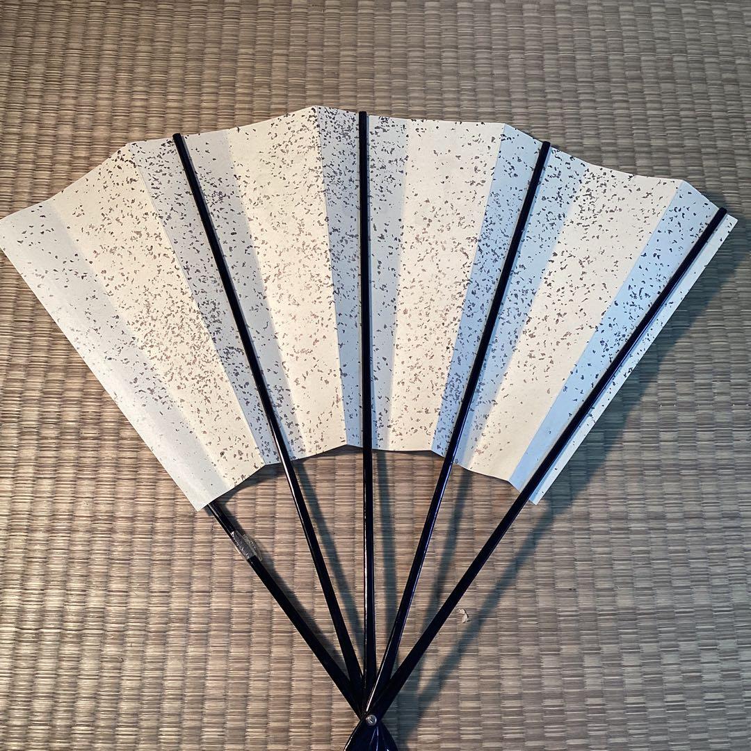 飾り扇　２種　表千家家元即中斎宗匠、而妙斎宗匠御筆　(工芸)