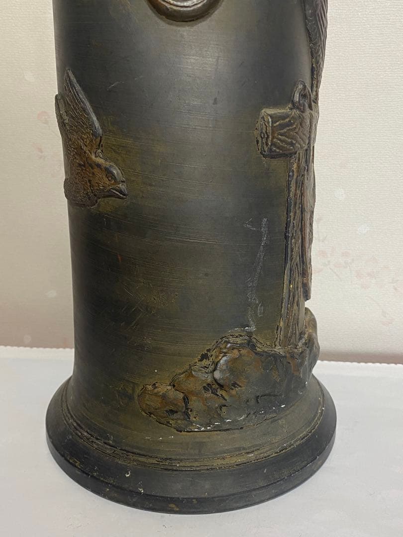 ⭐️明治時代 貼花 鬼面 鷹 翔雀文様 筒形壺 瓶 一点物 置物飾り 骨董品