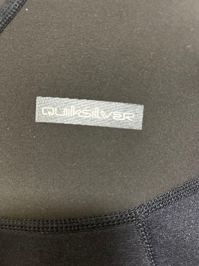 クイックシルバー　新品スプリング　サイズL