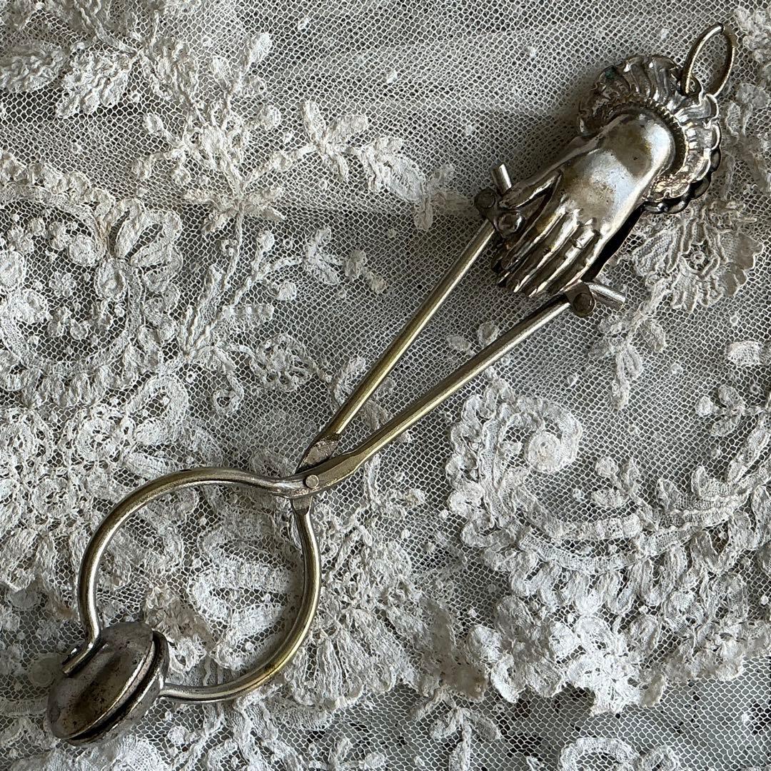 【超希少】１９世紀　フランスアンティーク　リフタークリップ　ハンドモチーフ