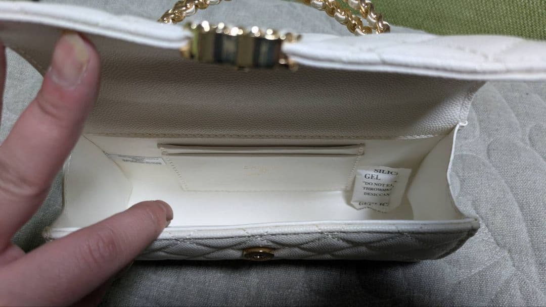 CHANELノベルティショルダーバッグ