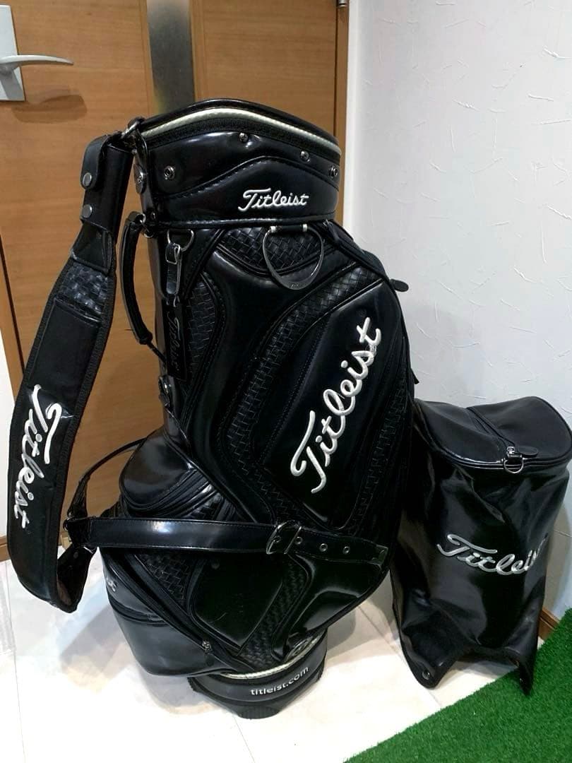 希少　完売　タイトリスト　キャディバッグ　3点式　ブラック