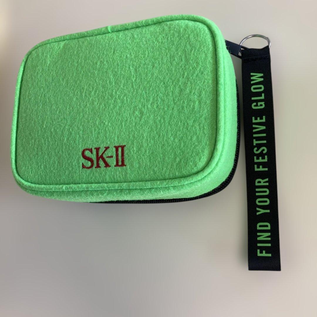 SK-IIフェイシャルトリートメントエッセンス230mlポーチとショッパー付き