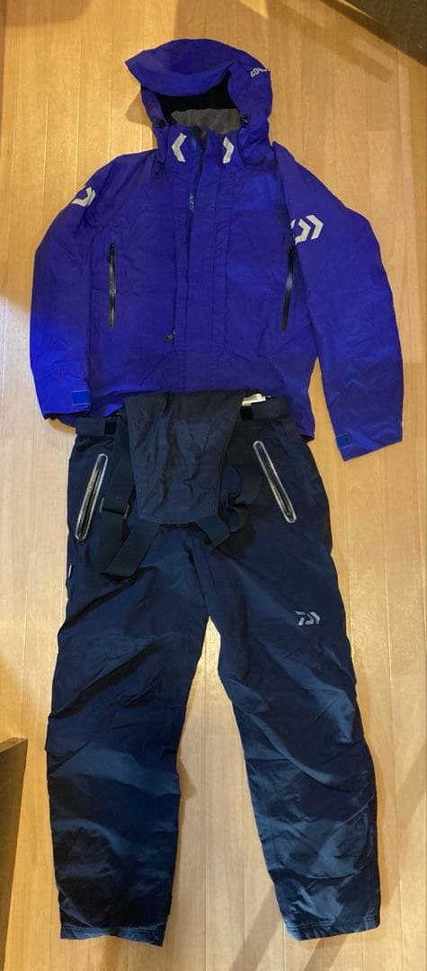 マ*ク様 ダイワGORE-TEX フィッシングスーツ XL 上下セット