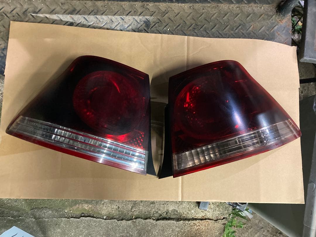 18系　後期　クラウンアスリート　テールランプ　点灯OK 左右　スモーク
