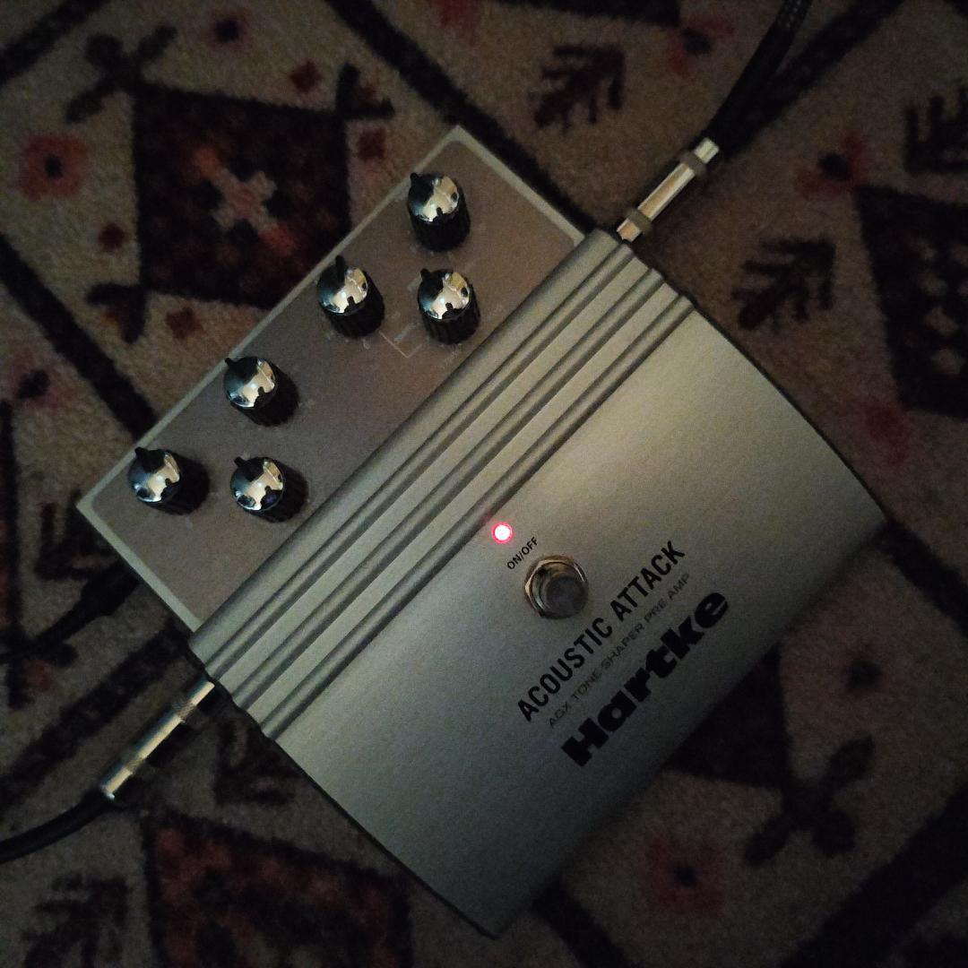 Hartke ACOUSTIC ATTACK（アコギ用プリアンプ）
