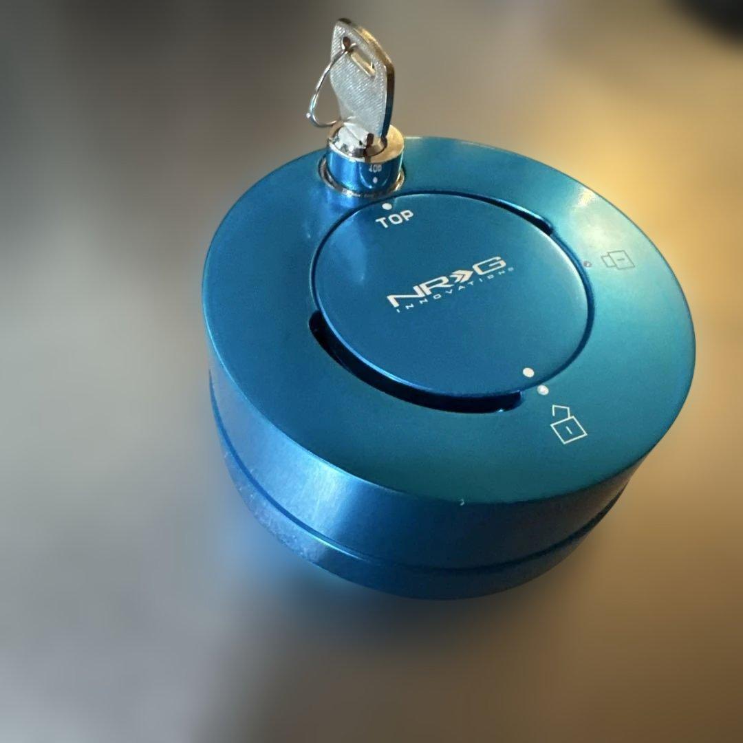 NRG ステアリングハブ ロック　青