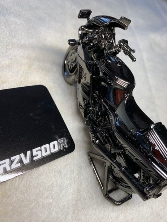 世界の名車シリーズ RZV500R 1/12