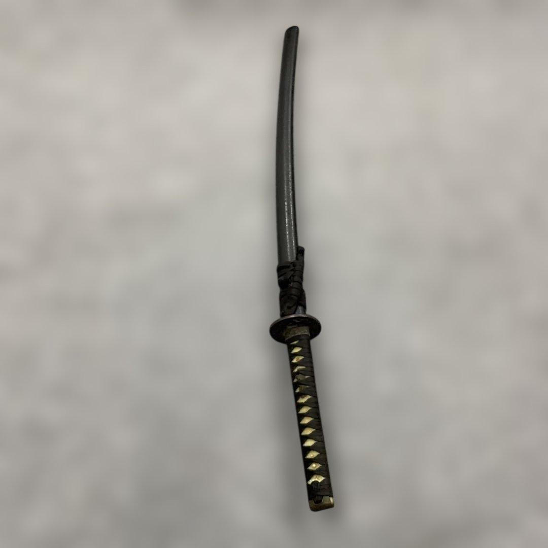 未開刃，模造刀、白鞘 刀 剣 長尺　模擬刀　湾刀 黒色の刀 約100cm