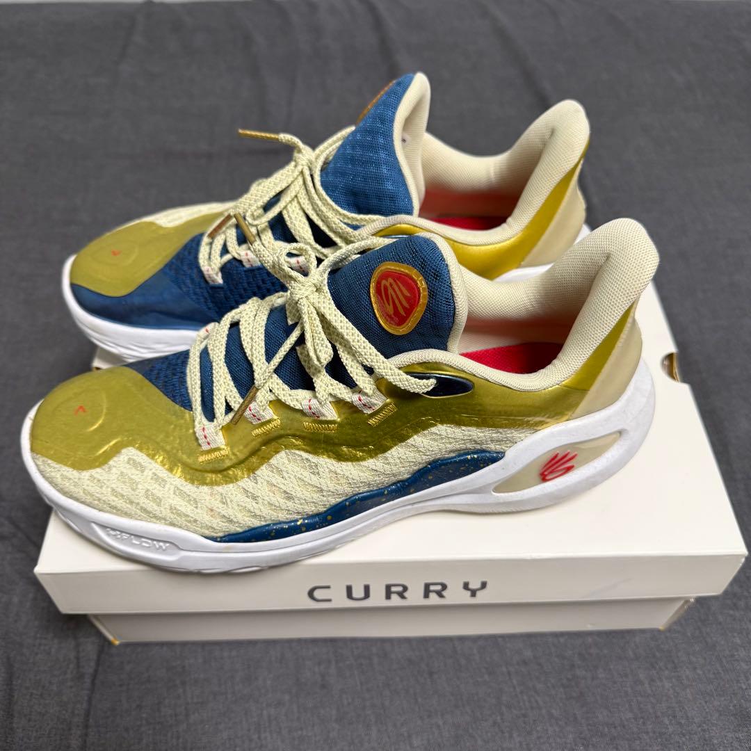 美品　CURRY 11 バスケットボールシューズ 28cm