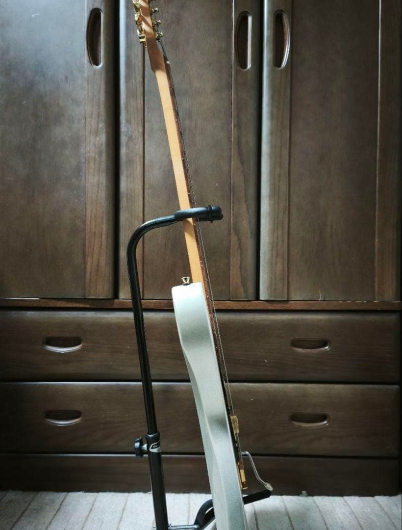 [soni]フジゲンエレキギター、ストラップ、ミニアンプ、シールド、アーム