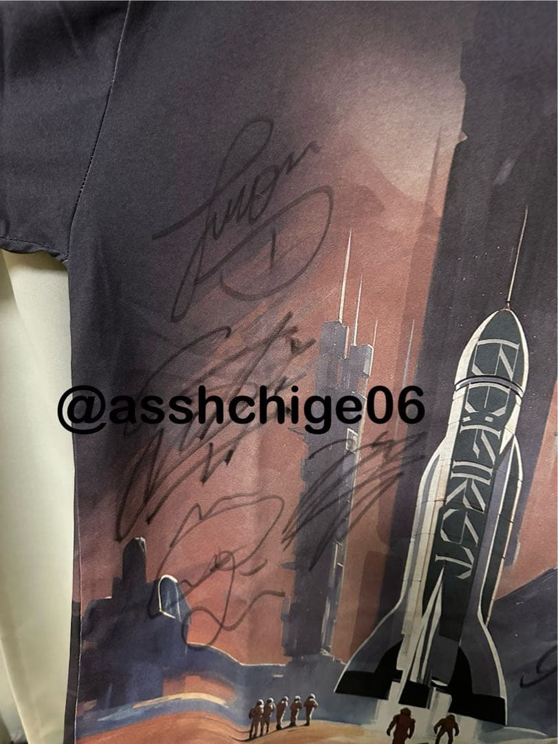 BE:FIRSTオンラインくじB賞メンバー全員直筆サイン入りTシャツ