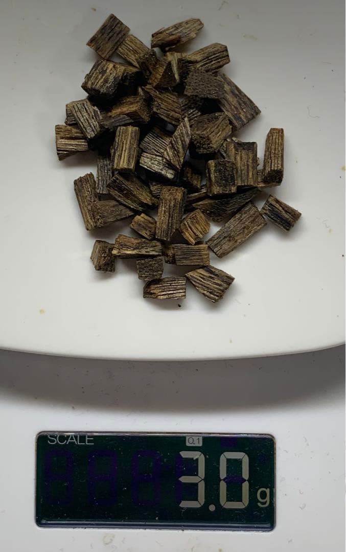 極上伽羅 沈香 香木 重さ:3g