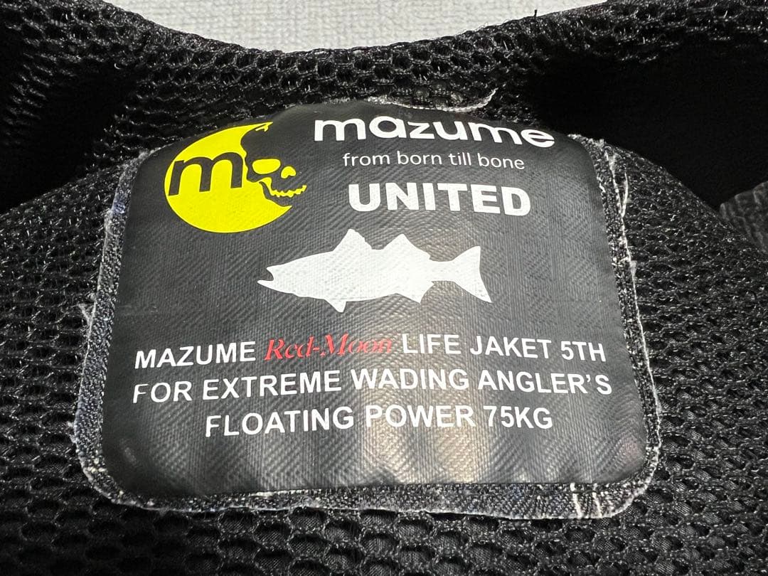 mazume フィッシングベスト ブラック