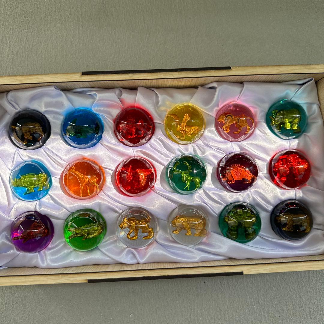 百獣戦隊ガオレンジャー パワーアニマル　ガオレンジャー宝珠　18個セット木箱付き