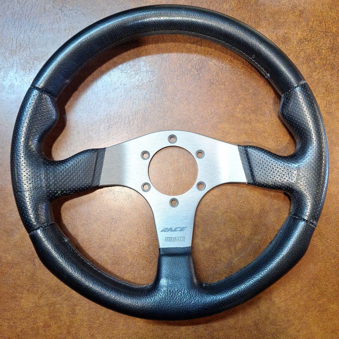 MOMO Race モモ　ステアリング 320mm ブラック