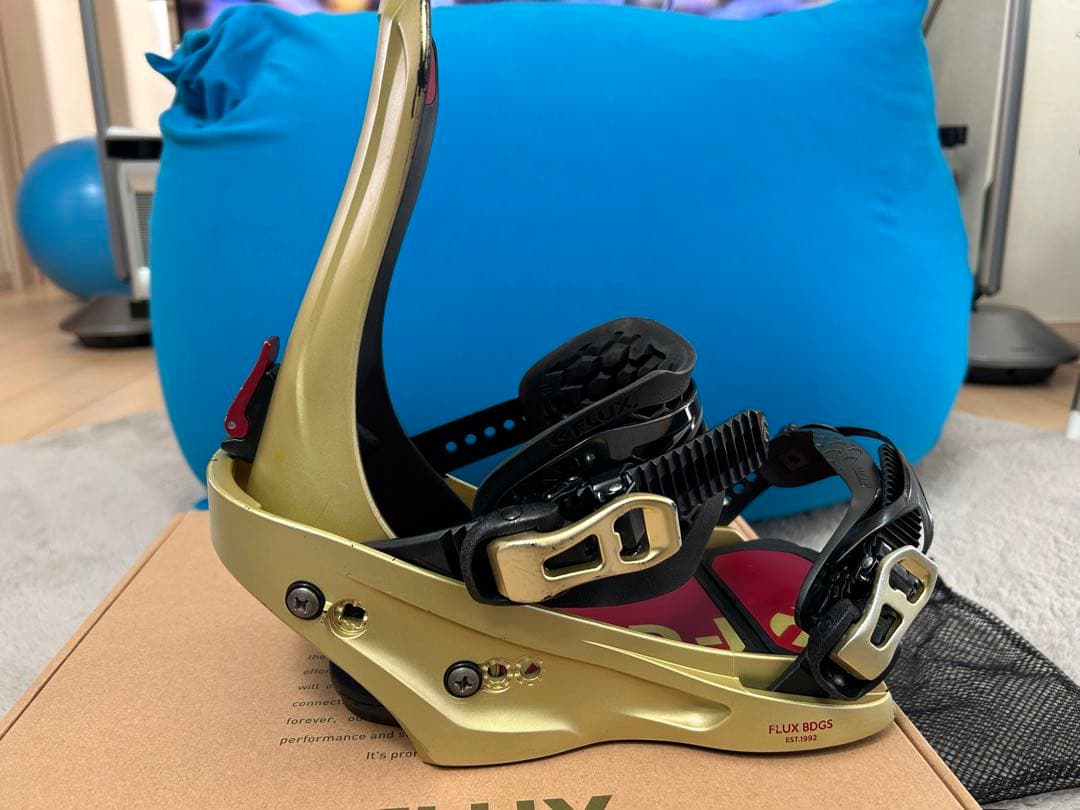 FLUX フラックス　XV Mサイズ　カービング・フリー向け　元箱あり