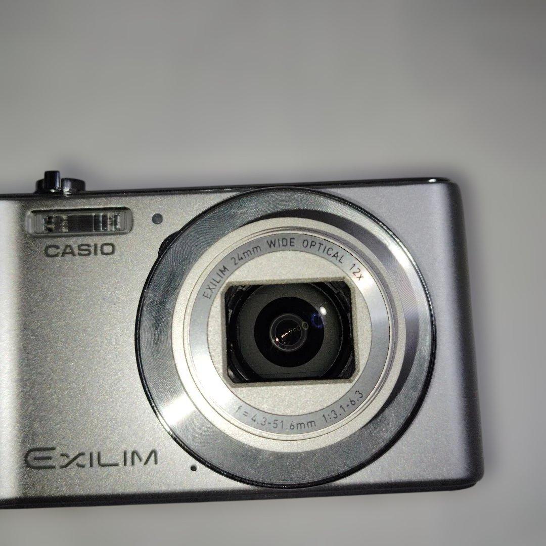 CASIO EXILIM EX-ZS240デジタルカメラ