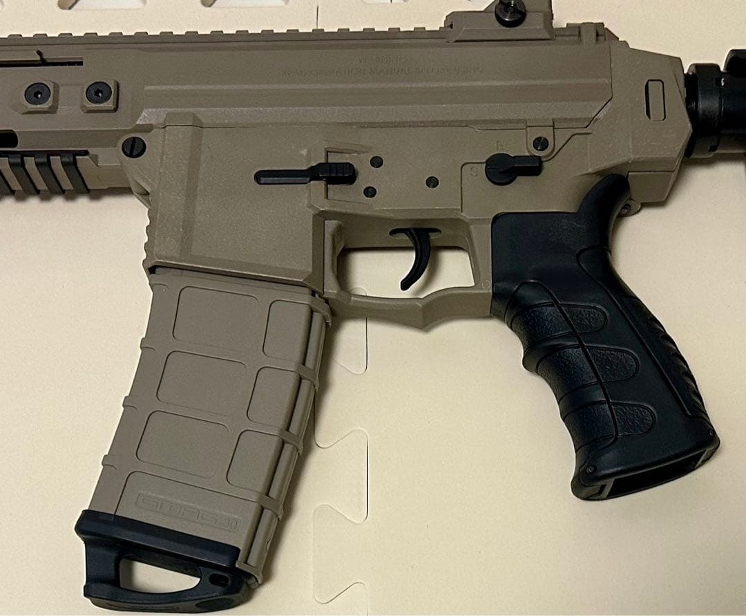 GHK G5 TANカラー&バイオBB弾　お値下げ限界です