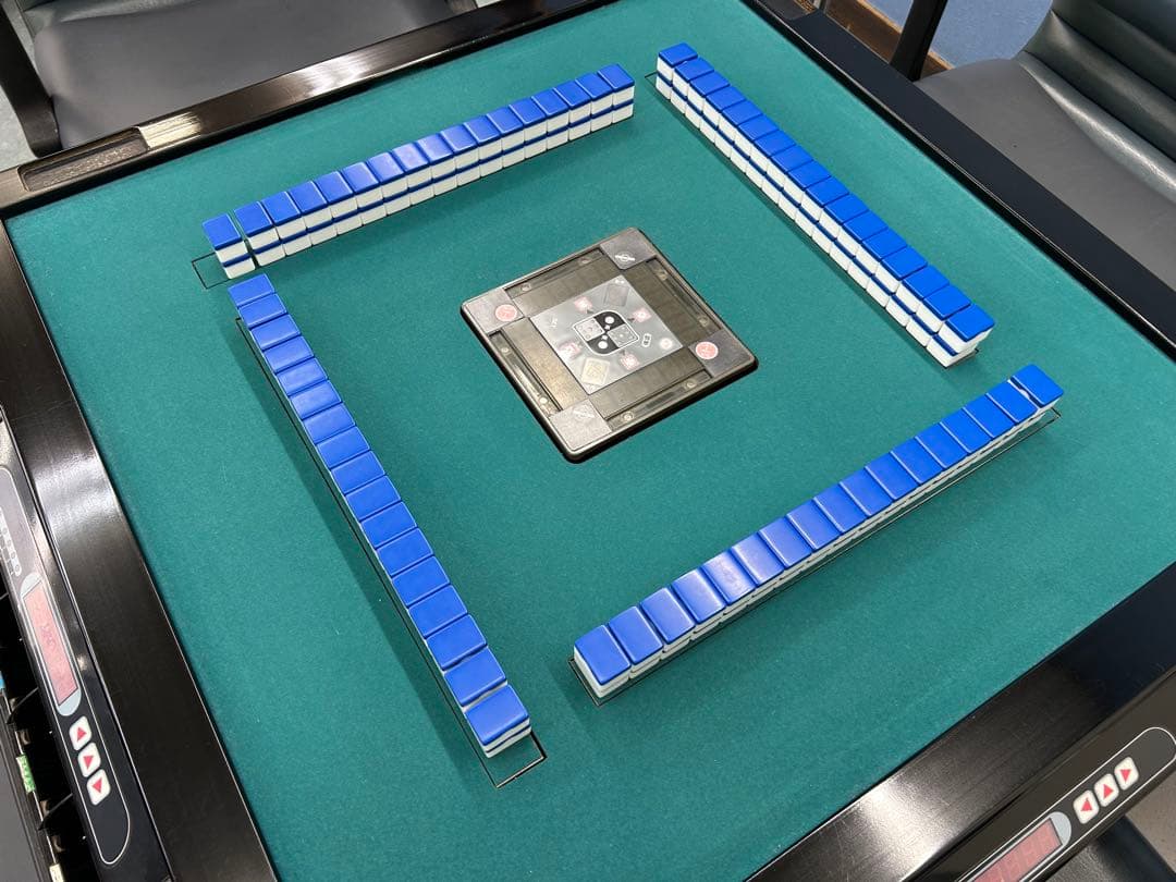 麻雀卓 電子点数表示付き 麻雀牌セット付属