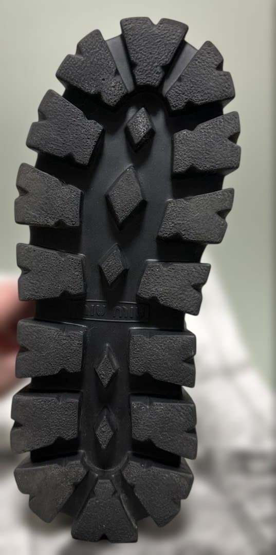 miumiuチェーン付きブーツ 34 1/2 黒 21.5 レザー 鑑定済