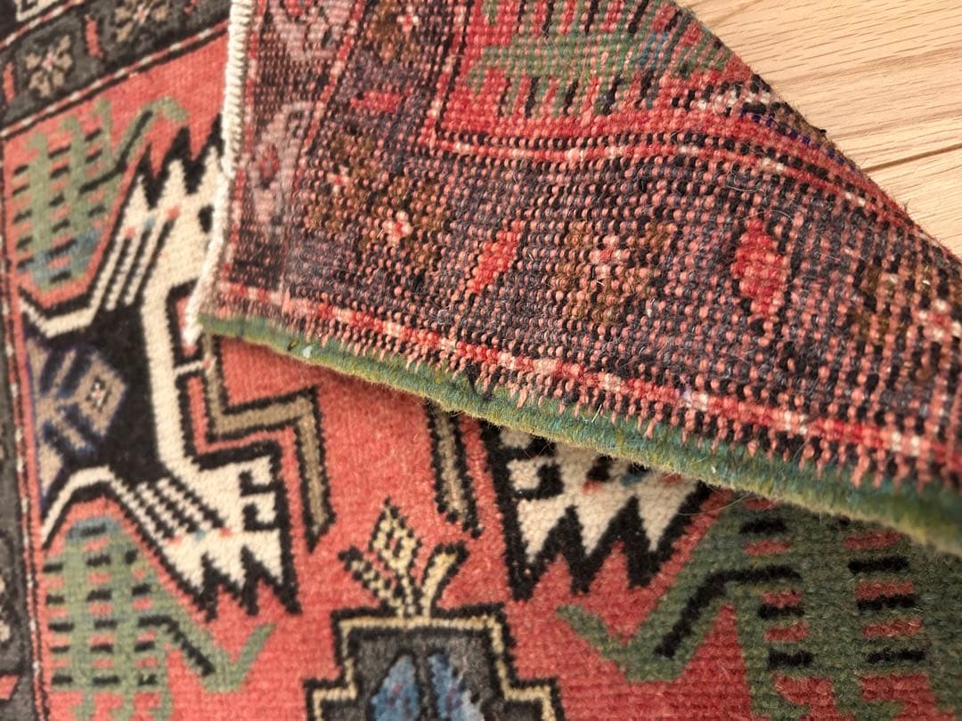 トライバルラグ・トルコヴィンテージラグ・ウール約53×106cm