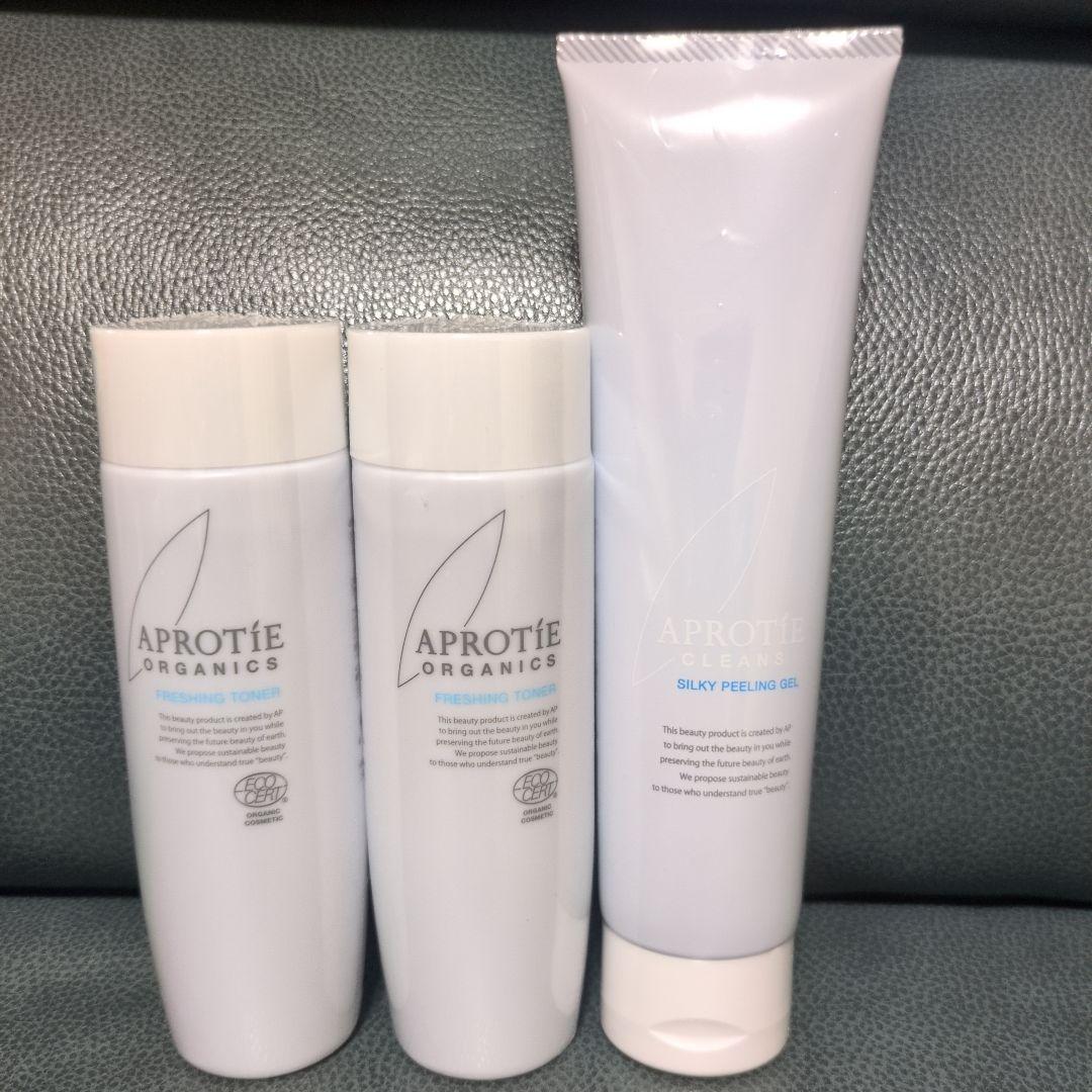 アプロティー　オーガニックフレッシングトナー　クレンズシルキーピーリングジェル