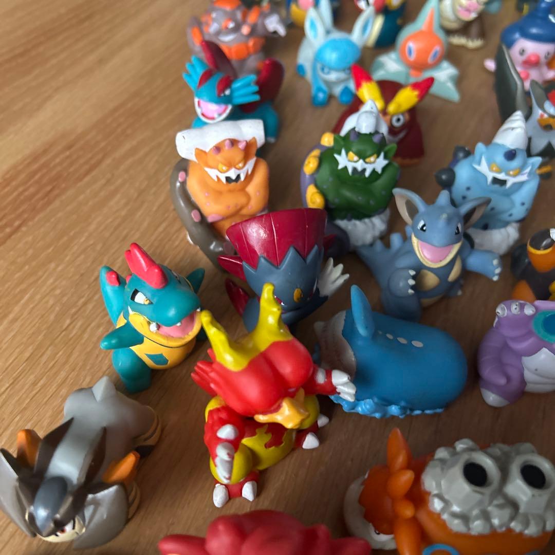 ポケットモンスター ポケモン フィギュア 指人形 まとめ売り 107個＋8個