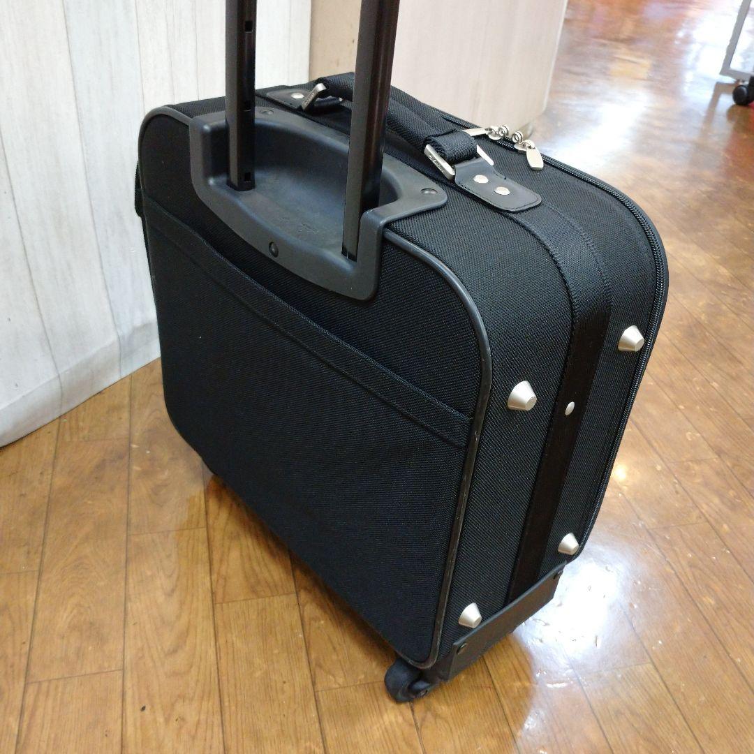 782★スワニー　キャリーバッグ　旅行カバン