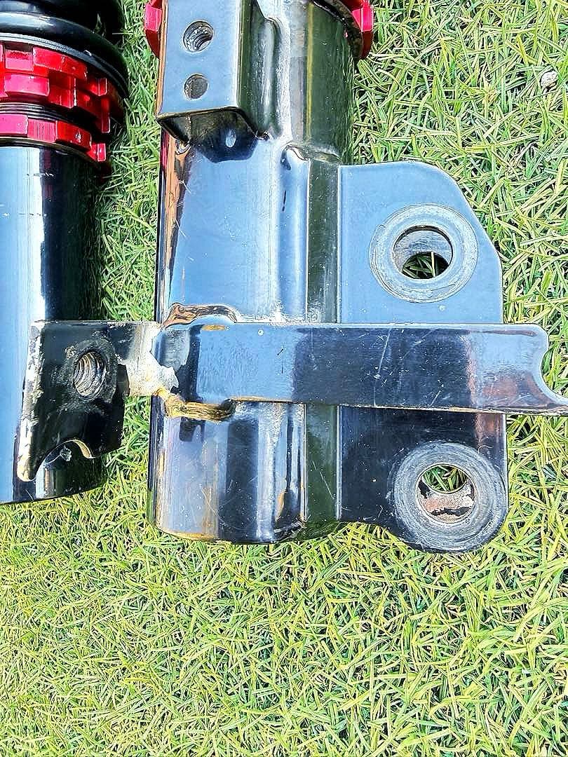 LEON 車高調 ピロアッパー L700s フロント