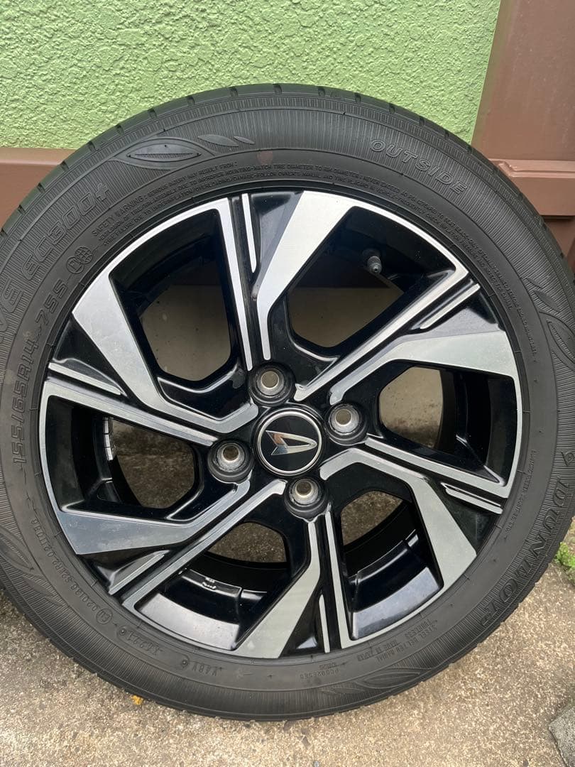 ダイハツ タントカスタム 純正14インチ アルミホイール タイヤ セット