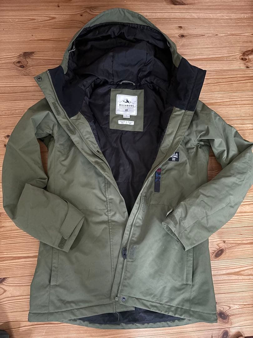 オリーブ色 フード付きスノーボードジャケット