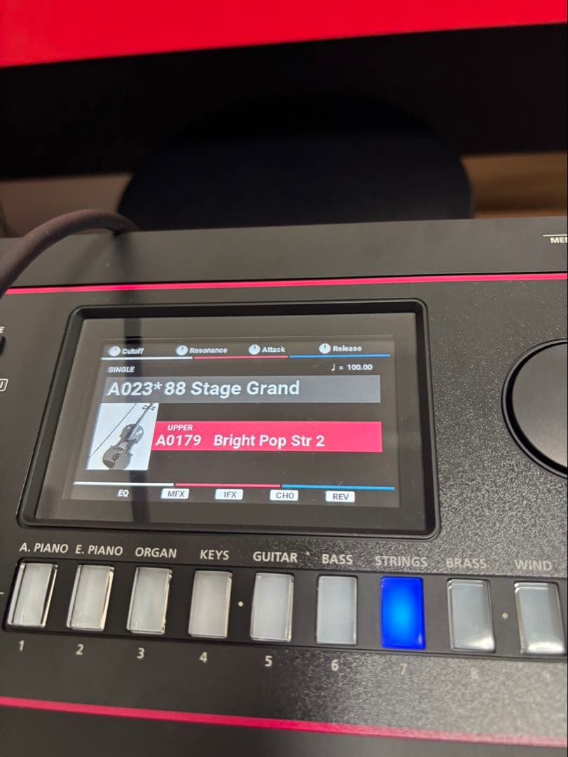 Roland JUNO-D6 ペダル・ヘッドホン・背負えるケース付き